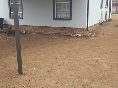 2 Bedroom House To Rent in Pretoria - B7ZS.webp