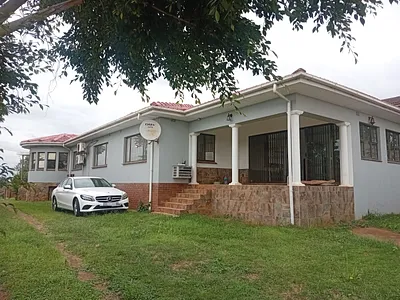4 Bedroom House For Sale in Isipingo - img