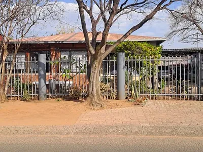 3 Bedroom House For Sale in Pretoria - j1o9.webp