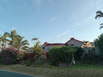 4 Bedroom House For Sale in Umkomaas - OloY.webp