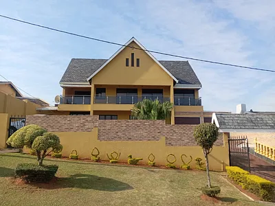 3 Bedroom House For Sale in Isipingo - ixrp.webp