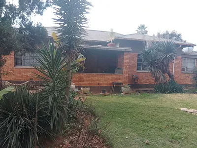 3 Bedroom House For Sale in Springs - YWYs.webp