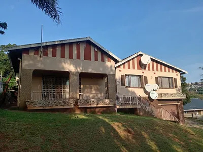 4 Bedroom House For Sale in Isipingo - I8zW.webp