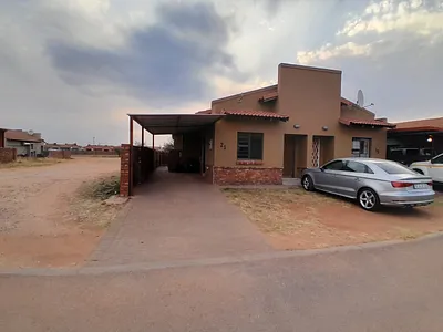 2 Bedroom House For Sale in Kathu - uCbA.webp