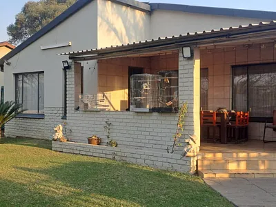 4 Bedroom House For Sale in Pretoria - 7ibl.webp