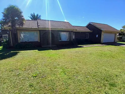 3 Bedroom House For Sale in Carletonville - 6Nw5.webp