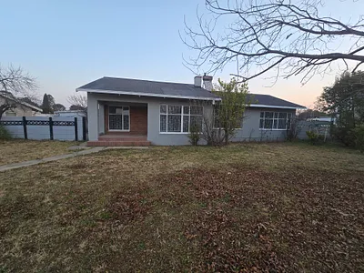 3 Bedroom House For Sale in Grootvlei - rKfC.webp