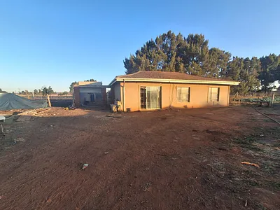 3 Bedroom House For Sale in Westonaria - RDJR.webp