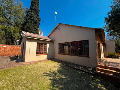 4 Bedroom House For Sale in Pretoria - lHhP.webp