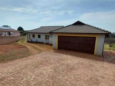 3 Bedroom House For Sale in Akasia - e63O.webp
