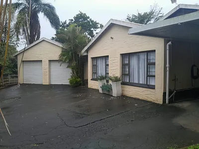 4 Bedroom House For Sale in Kingsburgh - img