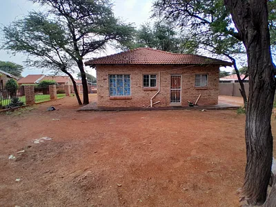2 Bedroom House To Rent in Kathu - img