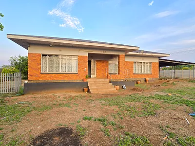3 Bedroom House For Sale in Balfour - UROi.webp