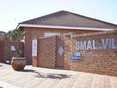 2 Bedroom Townhouse For Sale in Polokwane - HvIQ.webp