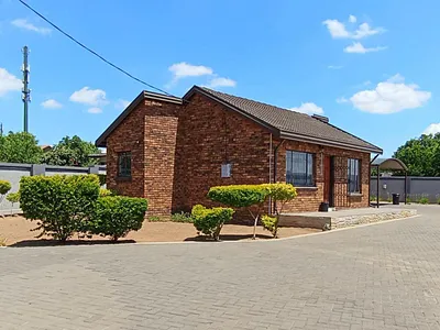 3 Bedroom House For Sale in Soshanguve - hqXr.webp
