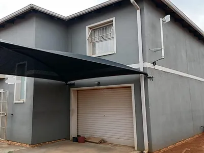 3 Bedroom House For Sale in Pretoria - 2KPX.webp