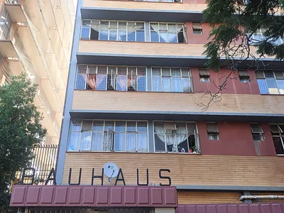 0.5 Bedroom Apartment For Sale in Pretoria - VO5p.webp