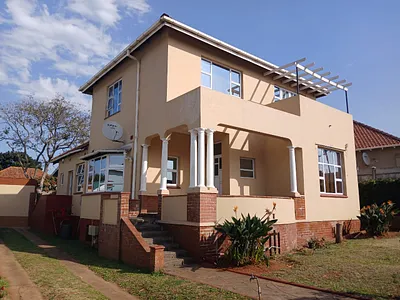 5 Bedroom House For Sale in Durban - qrOY.webp