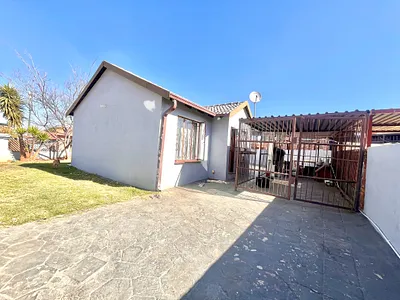 3 Bedroom House For Sale in Pretoria - TqRk.webp