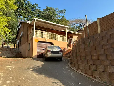 3 Bedroom House For Sale in Durban - 0SpD.webp