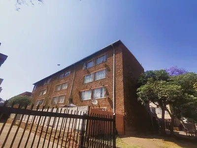 2 Bedroom Apartment For Sale in Pretoria - KBvt.webp