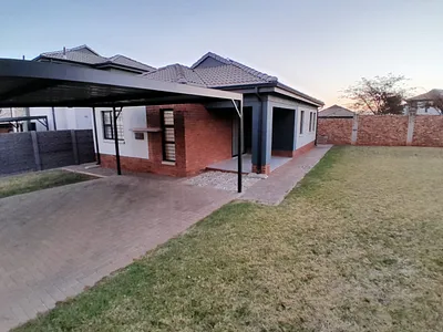 3 Bedroom House For Sale in Pretoria - achM.webp