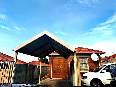 2 Bedroom House For Sale in Centurion - z2ST.webp