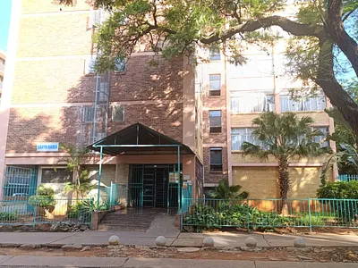 1 Bedroom Apartment For Sale in Pretoria - zM2f.webp