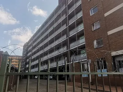 1 Bedroom Apartment For Sale in Pretoria - 0wyM.webp