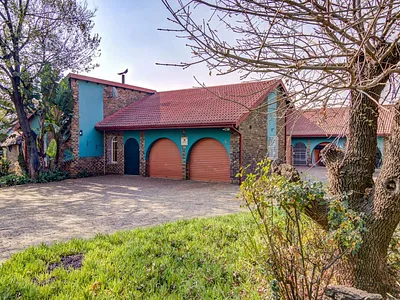 3 Bedroom House For Sale in Kempton Park - ynip.webp