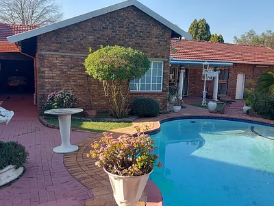 3 Bedroom House For Sale in Boksburg - hcaY.webp