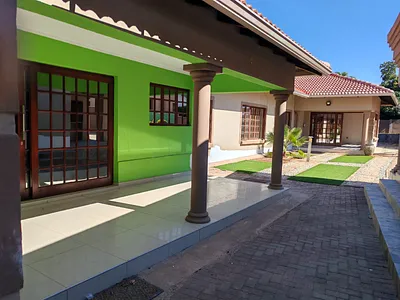 0.5 Bedroom Apartment To Rent in Polokwane - L9fq.webp
