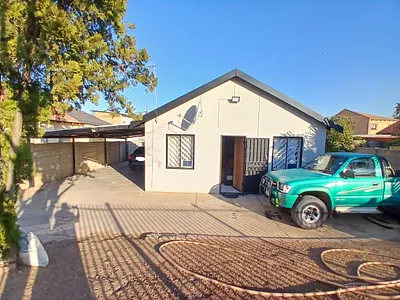 2 Bedroom House For Sale in Pretoria - 5MLY.webp
