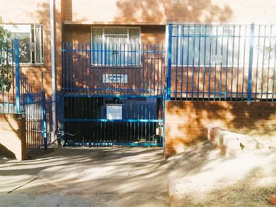 2 Bedroom Apartment For Sale in Pretoria - OQzs.webp