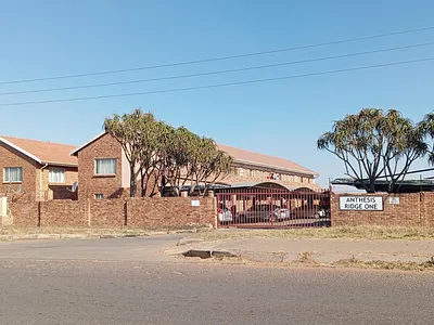 1 Bedroom Apartment For Sale in Pretoria - Pkvq.webp