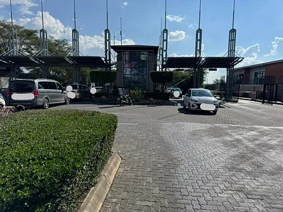 2 Bedroom Apartment For Sale in Randburg - qGPo.webp