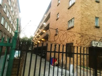 2 Bedroom Apartment To Rent in Pretoria - KNev.webp