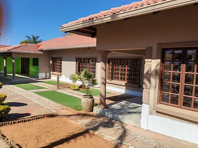 0.5 Bedroom Apartment To Rent in Polokwane - img