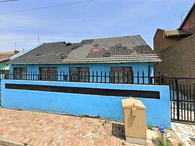 4 Bedroom House For Sale in Benoni - img