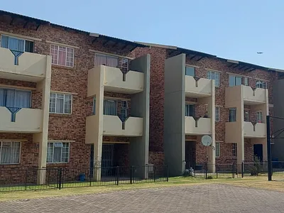 2 Bedroom Apartment For Sale in Boksburg - UnKZ.webp