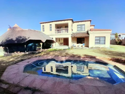 5 Bedroom House For Sale in Randfontein - V8Bd.webp