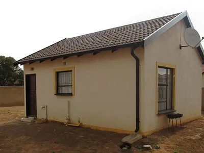 2 Bedroom House For Sale in Vanderbijlpark CE 7, Vanderbijlpark CE - PQGj.webp