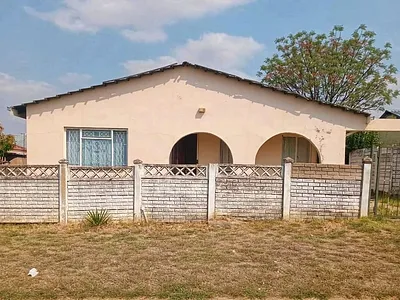 3 Bedroom House For Sale in Ladysmith - wvit.webp