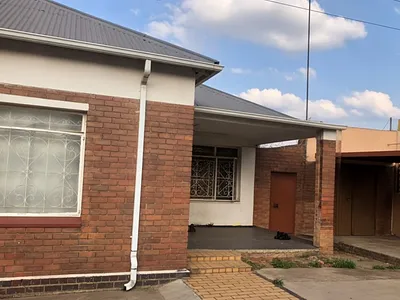 3 Bedroom House For Sale in Springs - Q22o.webp