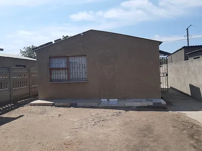 2 Bedroom House For Sale in Polokwane - img