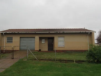 3 Bedroom House For Sale in Westonaria - AUcH.webp