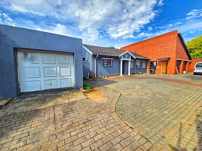 3 Bedroom House For Sale in Midrand - xchn.webp