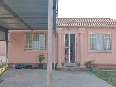 3 Bedroom House For Sale in Ladysmith - UIKF.webp