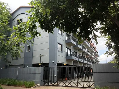 1 Bedroom Apartment For Sale in Pretoria - img