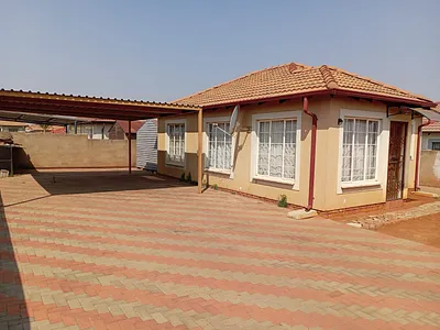 3 Bedroom House For Sale in Pretoria - img